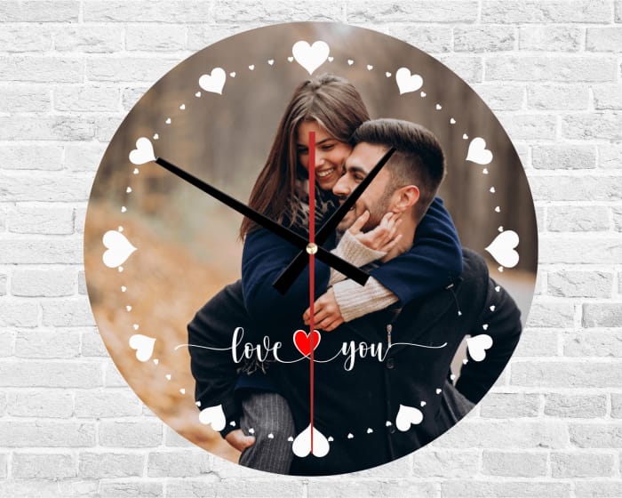 Ceas de perete rotund personalizat 1