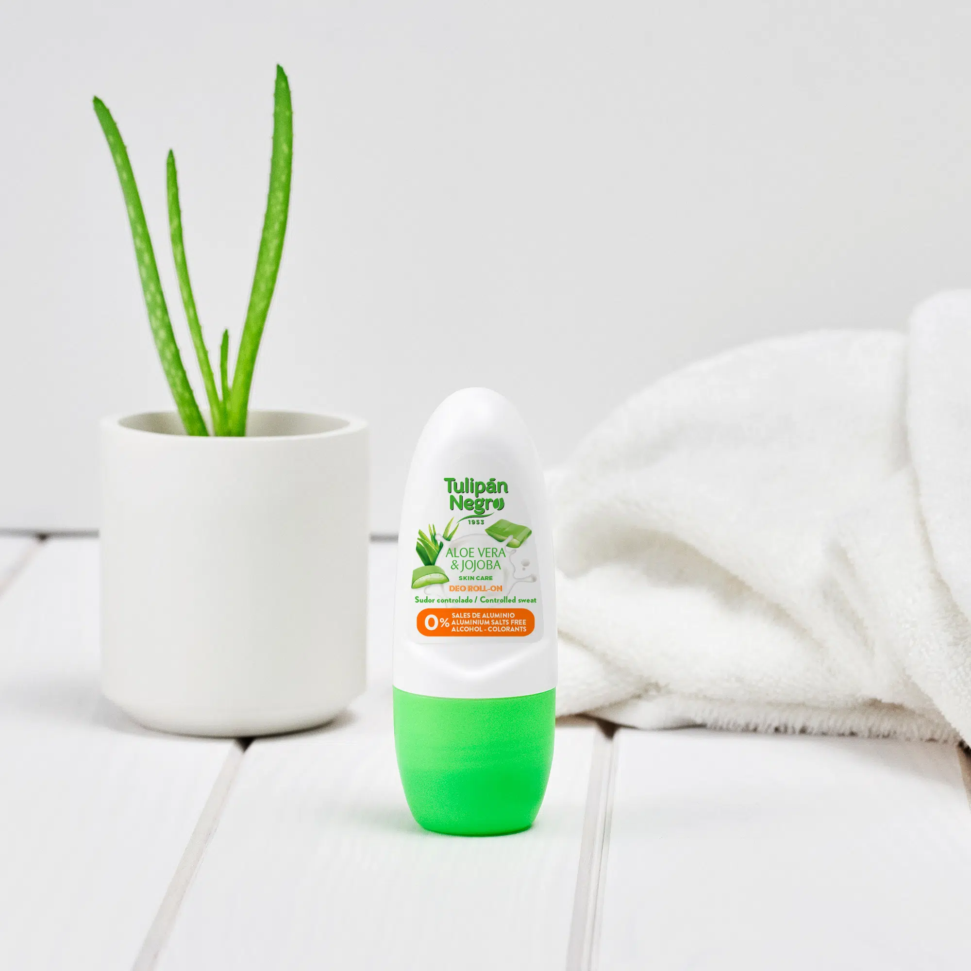 Tulipan Negro Deodorant Roll on Aloe Vera 2